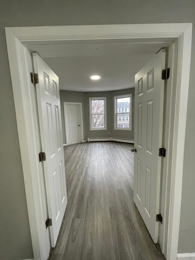 Foto del edificio - 11 Baldwin Ave