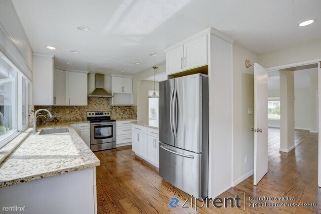 Building Photo - 4 br, 2.5 bath House - 7442 Aspen Court, P...