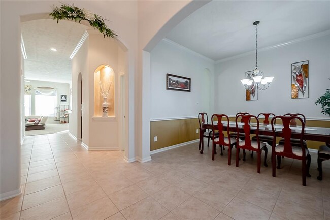 Foto del edificio - 14811 Summer Knoll Ln