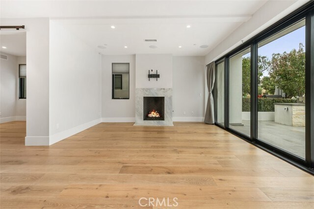 Foto del edificio - 508 Marigold Ave