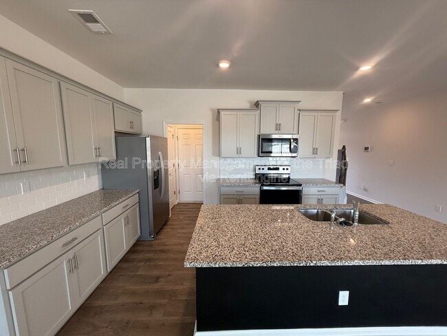 Foto del edificio - 1563 Amberview Ln