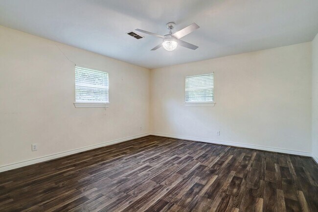 Foto del edificio - 9410 Pipestone St