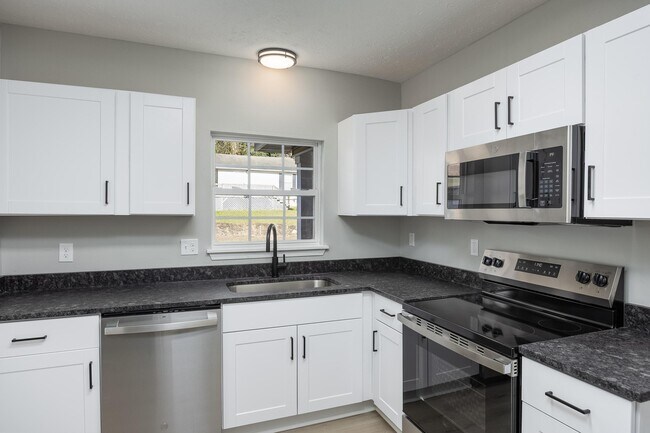 Foto del edificio - 5350 Slayton Ave