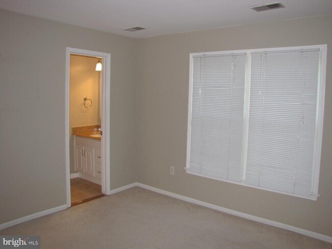Building Photo - 7527 Chrisland Cove