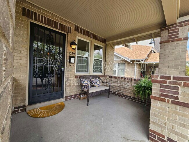 Foto del edificio - 1529 Lowell Blvd