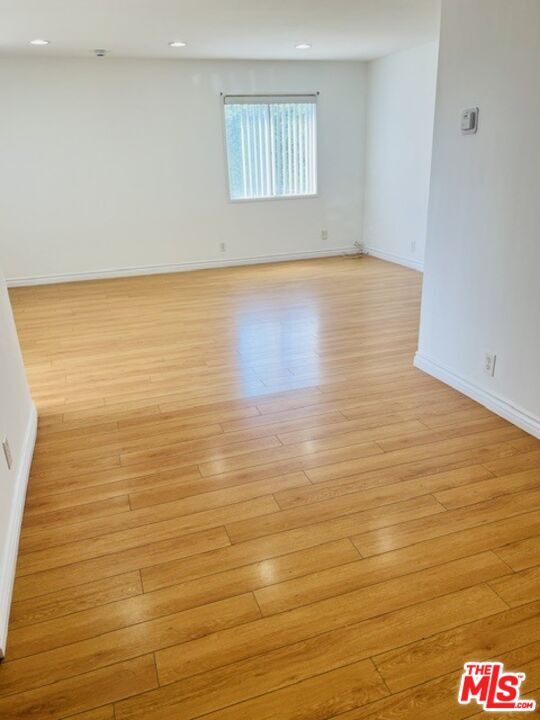 Foto del edificio - 2337 W Gramercy Ave