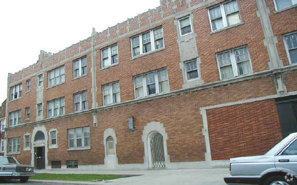 Building Photo - Laflin Inn