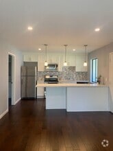 Building Photo - 1437 Marchbanks Dr
