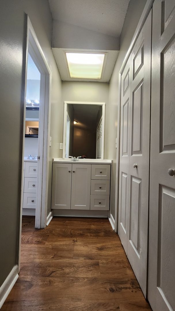 Hallway - 1425 Ascent Trl NW