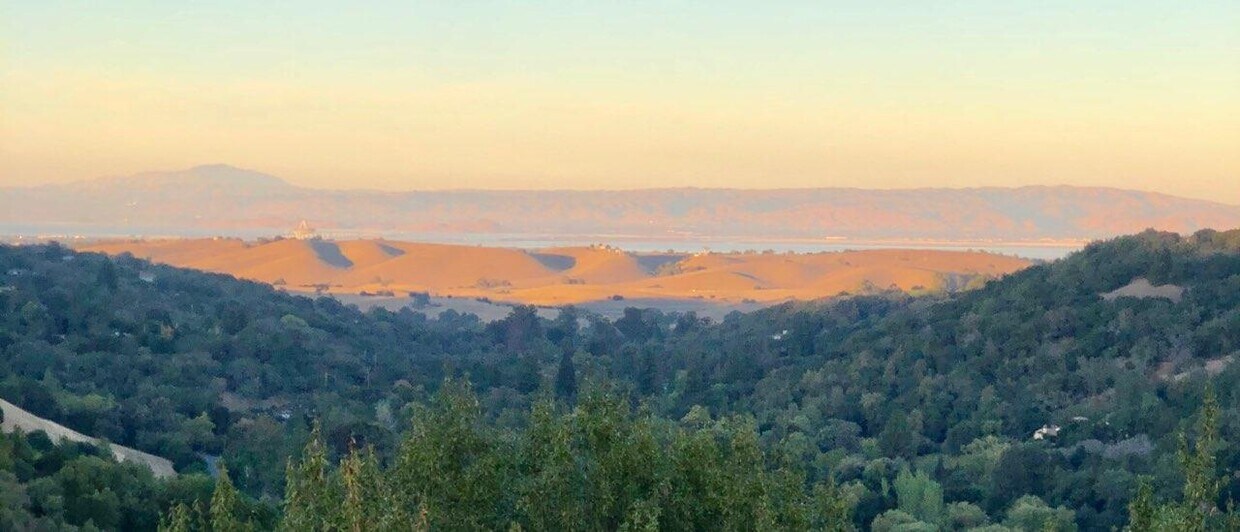 Primary Photo - 16 Franciscan Ridge