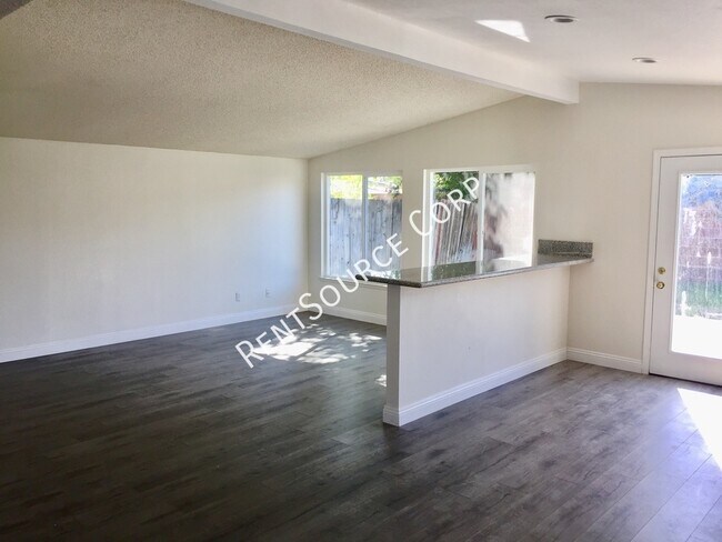 Foto del edificio - 44329 Gingham Ave