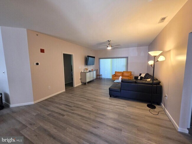 Foto del edificio - 34642 Bay Crossing Blvd