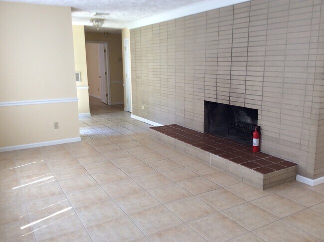 Foto del edificio - Washington Twp - 3 BR home