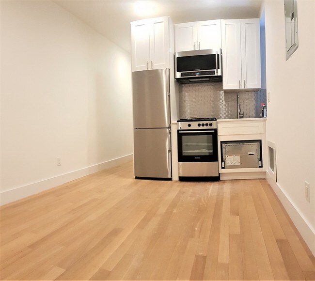 Foto del edificio - 298 10th St