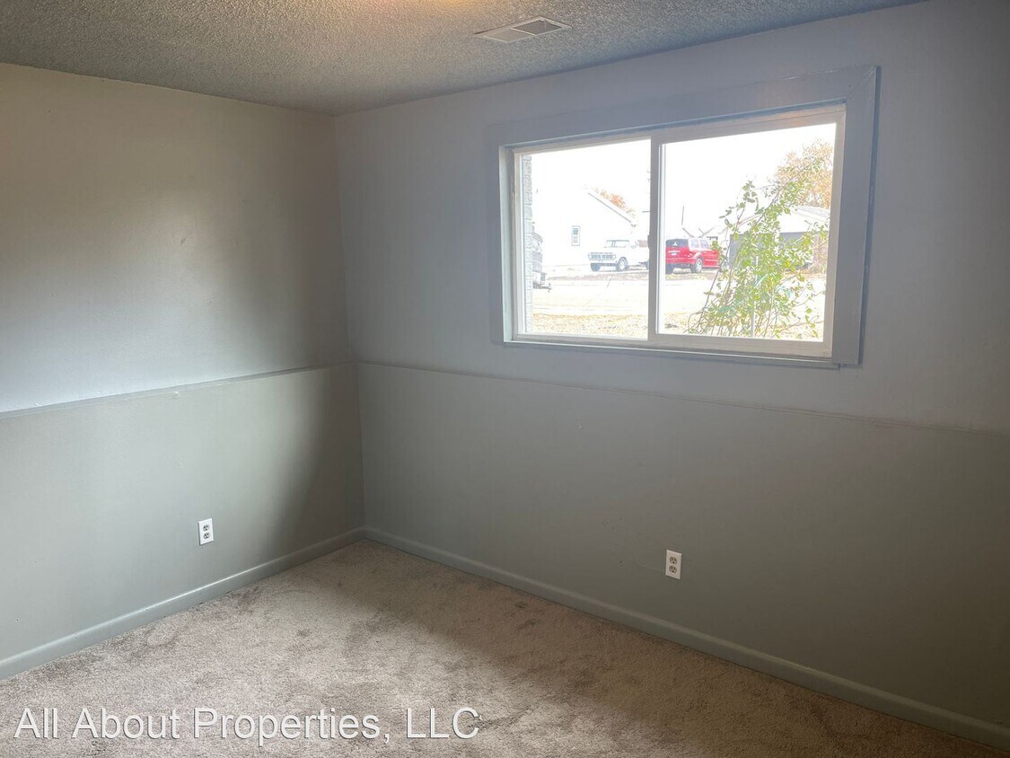 4 br, 2 bath House 125 4th Street House Rental in Kersey, CO