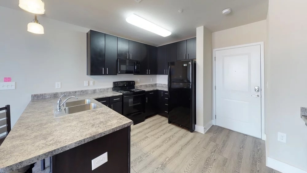 Photo - The Oasis (Student Housing) Apartments