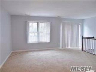 Building Photo - 61 Rocky Point Yaphank Rd