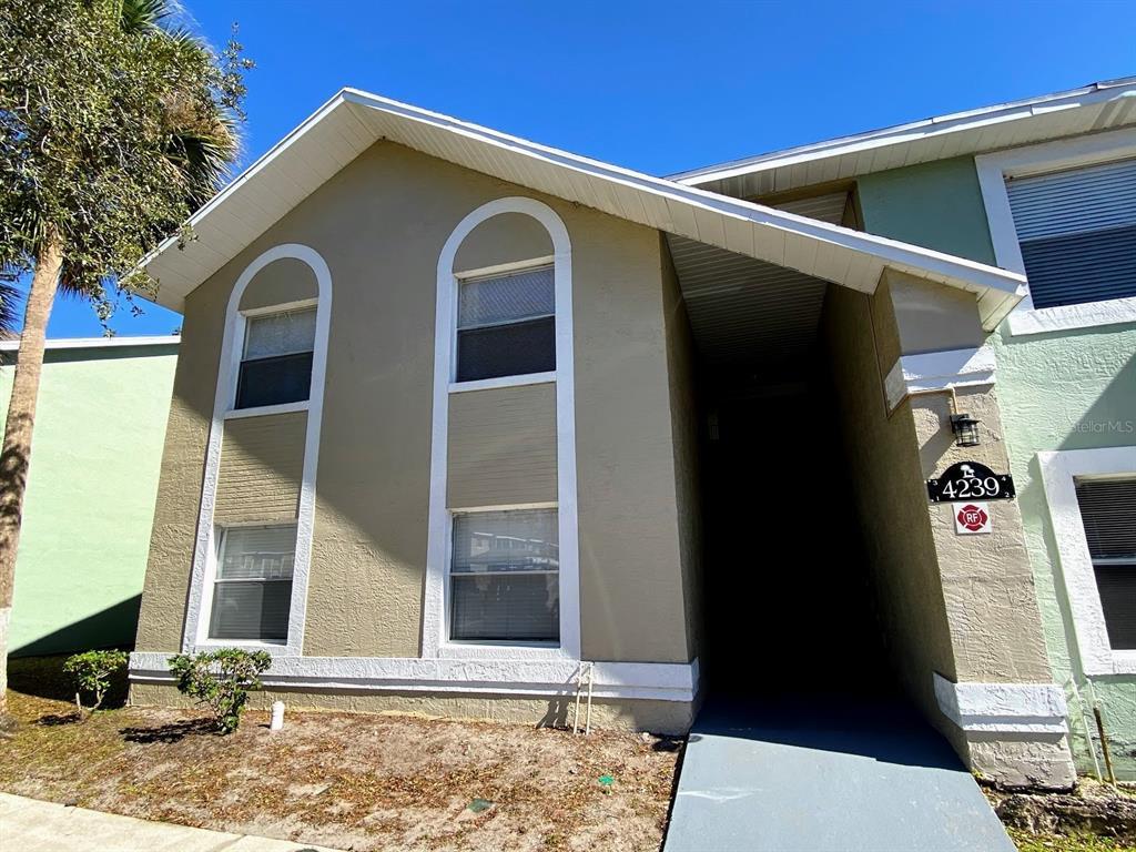 Primary Photo - 4239 Pershing Pointe Pl