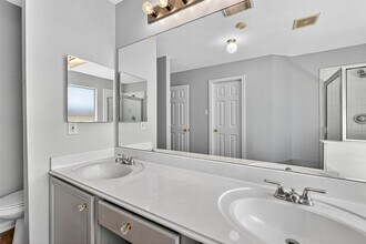 Building Photo - 4002 Teal Run Pl Ct