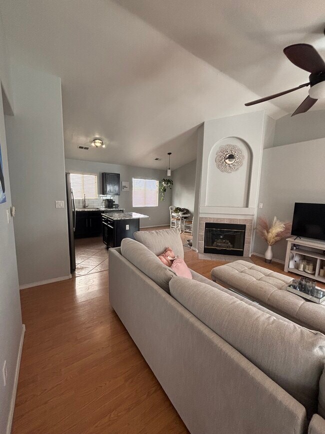 Foto del edificio - 6307 Dante Ln NW