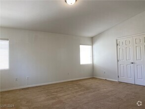 Building Photo - 56 Daisy Springs Ct