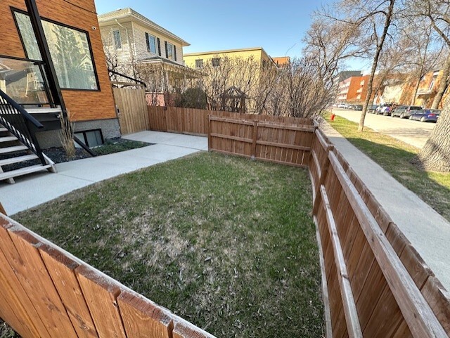 Building Photo - 378 Wardlaw Av