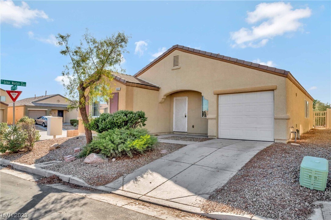 Foto principal - 3443 Wrangell Mountain St