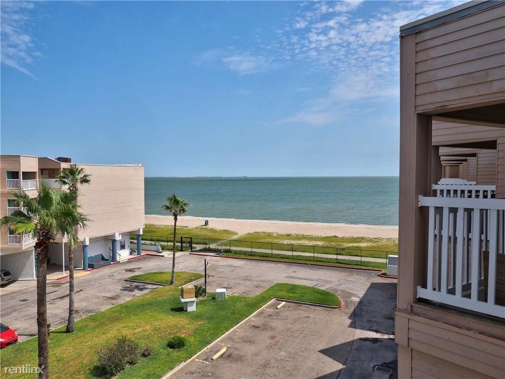 Foto principal - 3938 Surfside Blvd