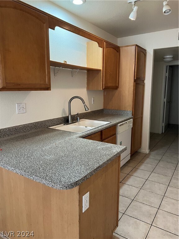Building Photo - 505 Escoto Pl