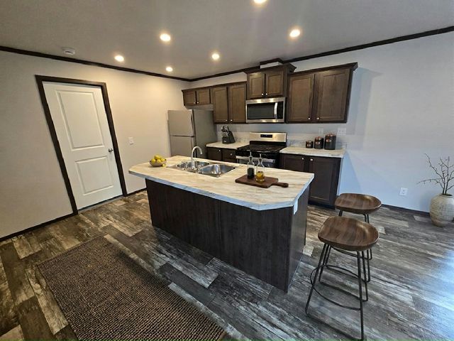 Foto del edificio - 23 Wood Dr