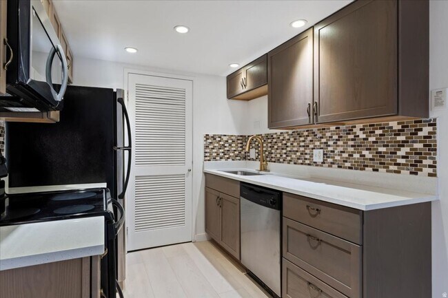 Photo - 115 S 1100 E #614 Apartment