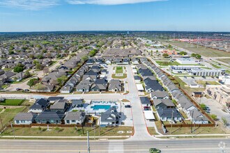 Building Photo - Avilla Boat Club