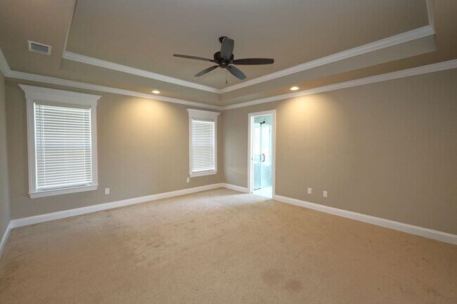 Building Photo - 124 Floyd Mcneal Dr