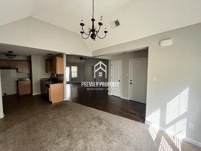 Foto del edificio - 9304 Acadia Pl