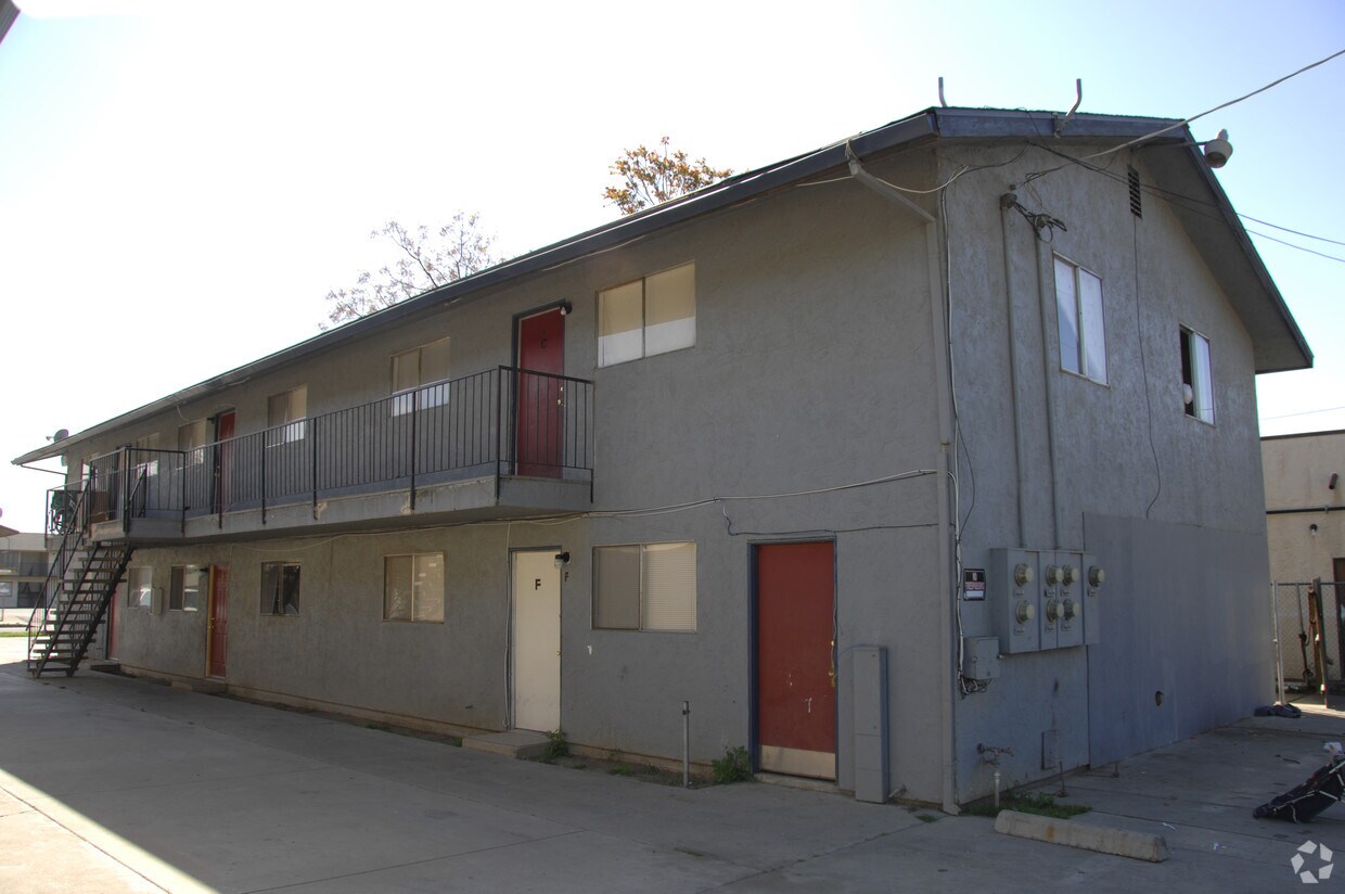 Foto del edificio - 219 W 12th St