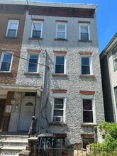 Building Photo - 146 Ripley Pl