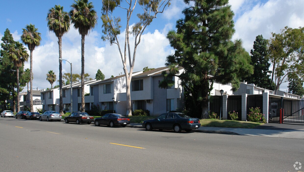 Cascade Terrace Apartments in Westminster, CA