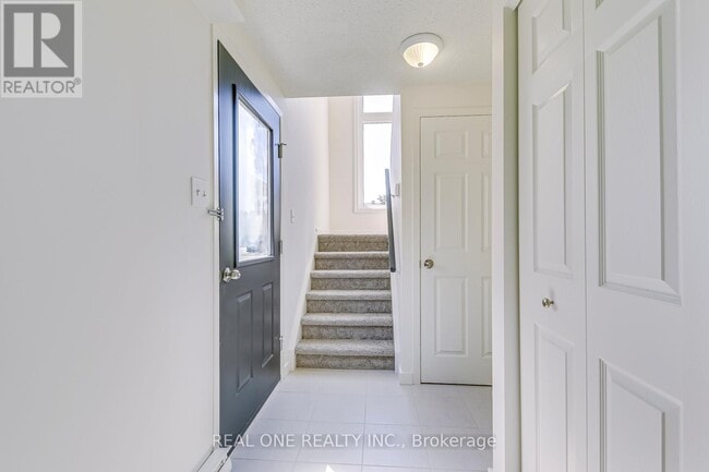 Building Photo - 12 Danville Ave