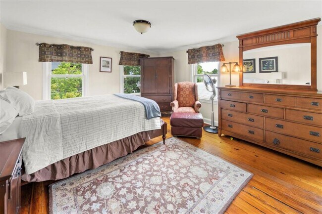 Foto del edificio - 311 A St NE