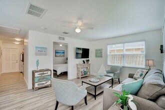 Building Photo - 3316 SE 4th St