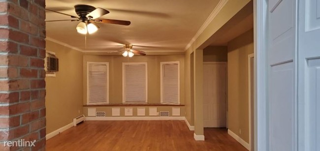 Foto del edificio - 2 br, 2 bath Apartment - 423 Main St