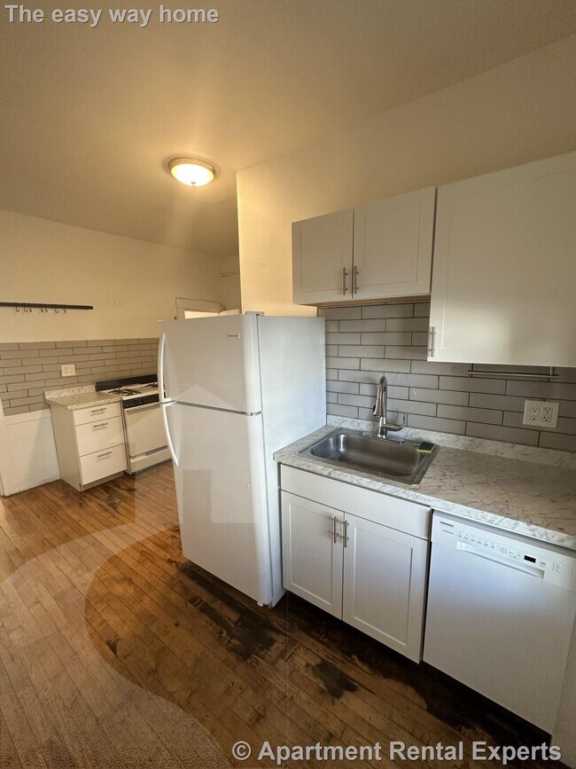 Foto del edificio - 148 Fifth St Unit #2