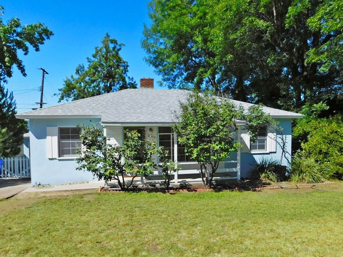 Primary Photo - 2630 Harmony Pl