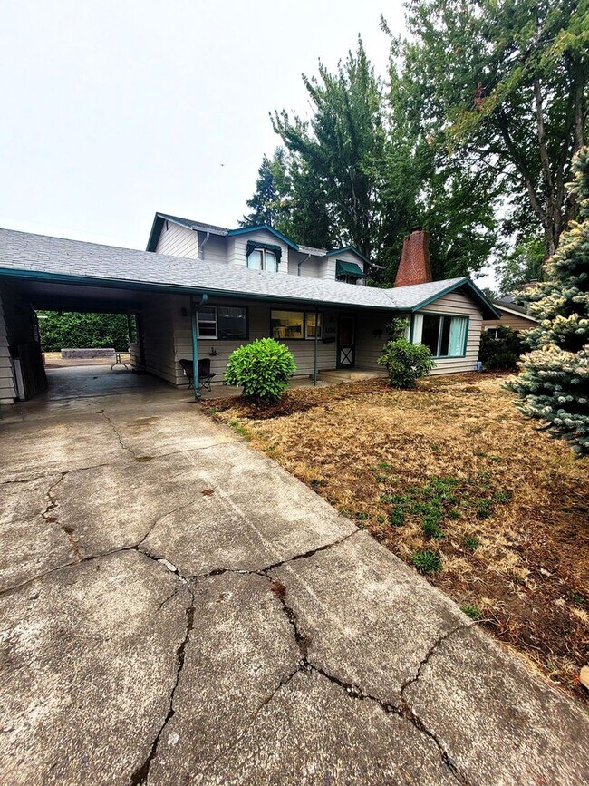 Foto del edificio - 1124 Woodside Dr