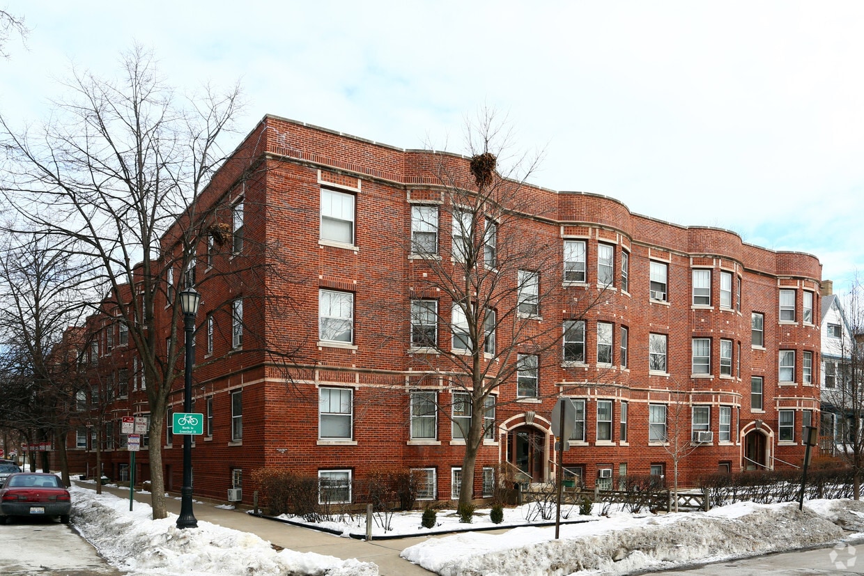 Primary Photo - 633 Sherman Ave