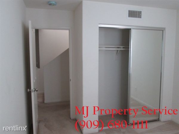 Building Photo - 125 Tiger Ln