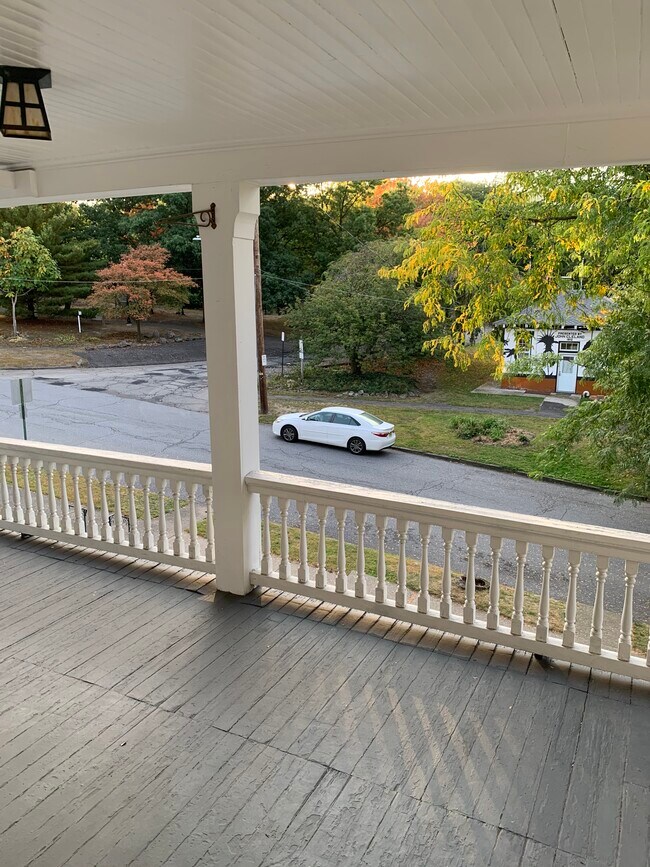 Park VIEW!! - 215 Arthur Ave