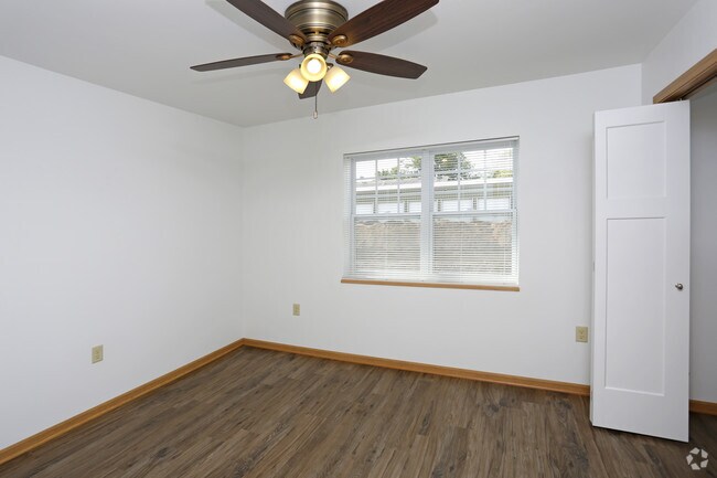 2HAB, 1BA - 1,395 ft² - Abbey Grove