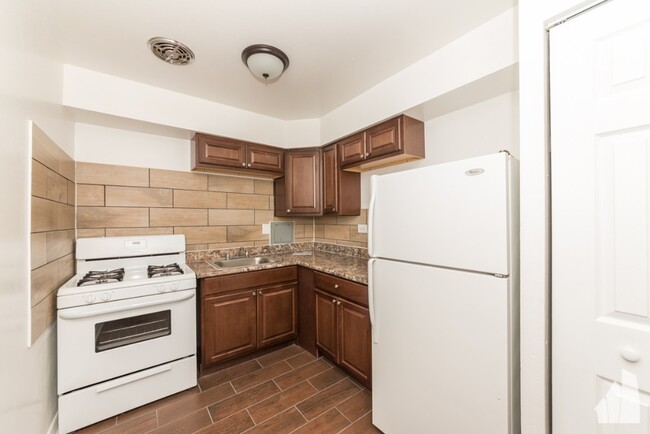 Foto del edificio - 1522 W Morse Ave