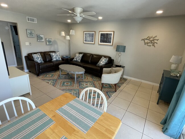 Dining / Living - view from Breakfast / Dining - 1650 Via de Luna Dr